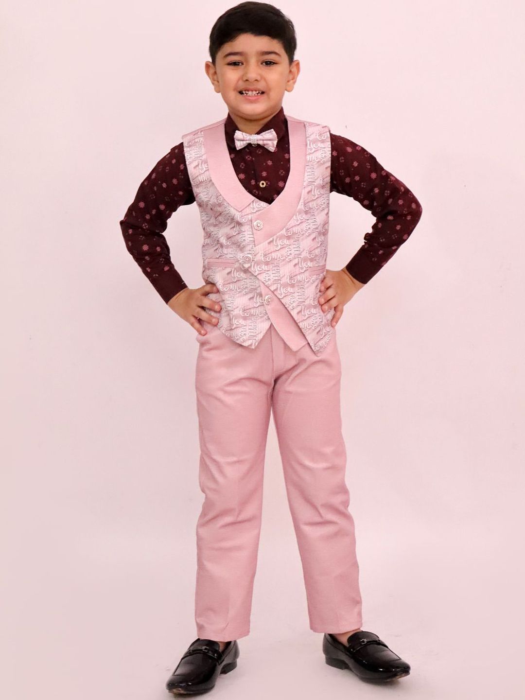 BAESD Boys Printed Three-Piece Suit With Bowtie
