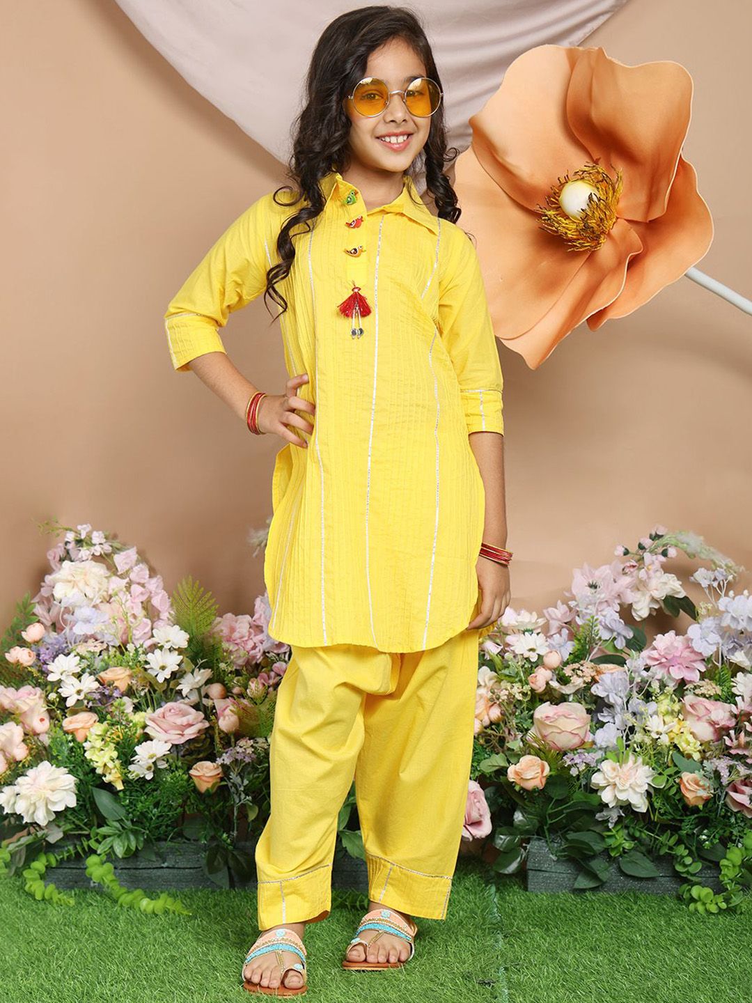 LIL PITAARA Girls Woven Design Self Design Cotton Kurta with Salwar