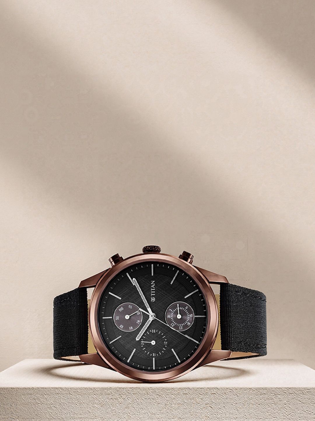 Titan Titan Neo Splash Multifunction Analog With Black Dial Watch For Men - Nt1805qp01