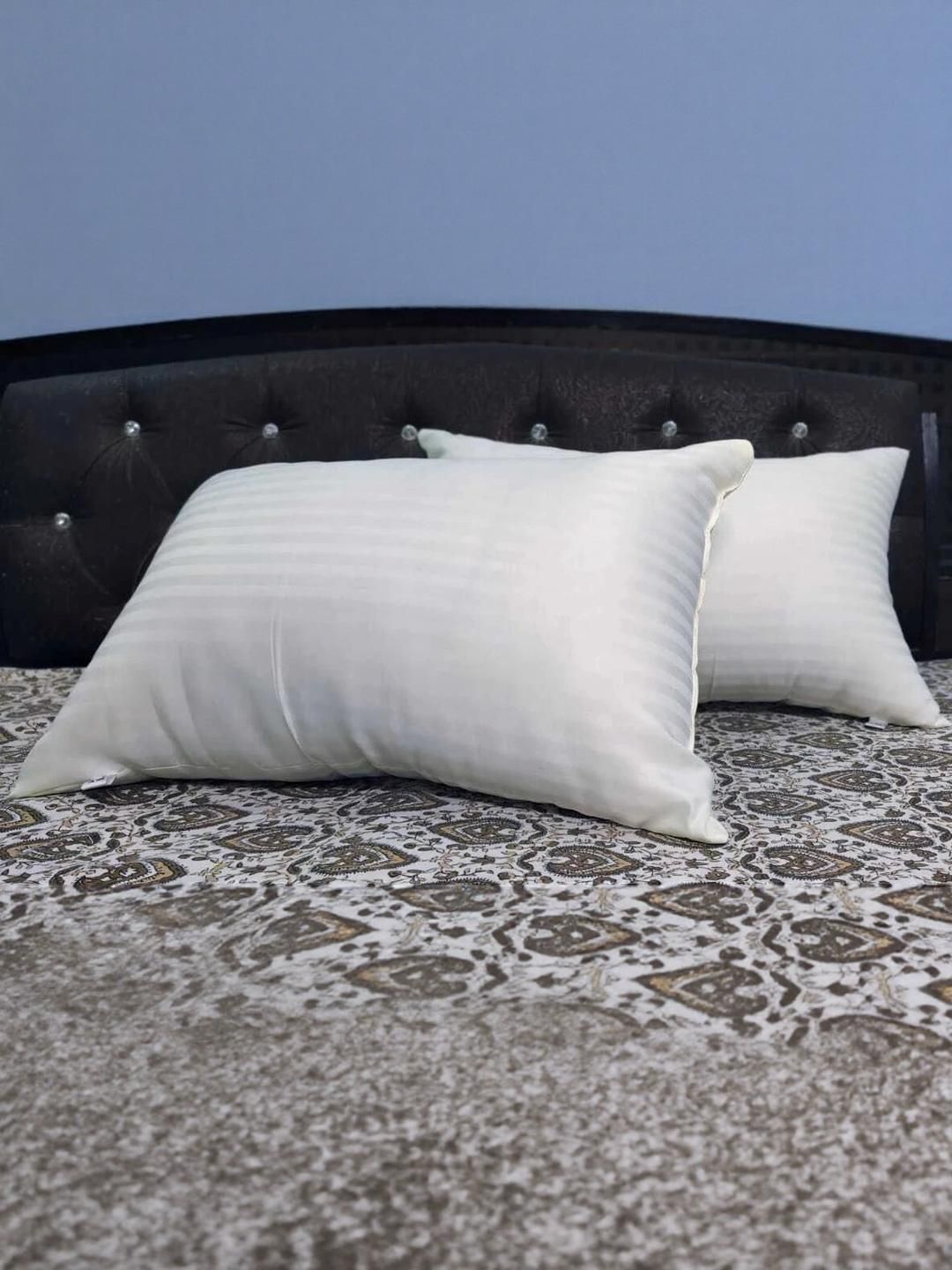 Y&A'M Off White Set of 2 Fibre Filled Polycotton Sleep Pillow