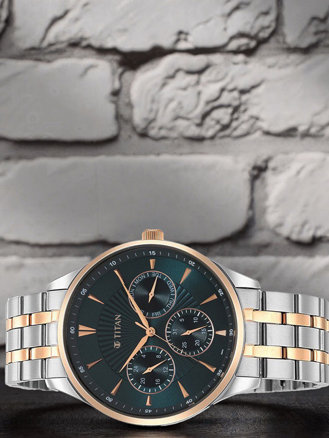 Buy Titan Opulent Lii Multifunction Analog With Teal Green Dial