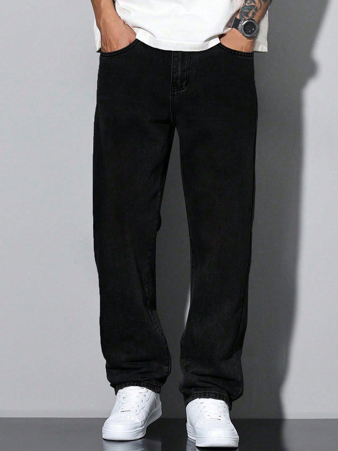 dolsia Men Regular Fit Mid-Rise Low Distress Light Fade Stretchable Cotton Jeans