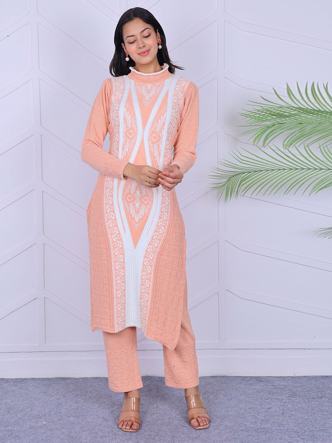KNITZY Women Ethnic Motifs Embroidered Regular Pure Wool Kurta with Pyjamas