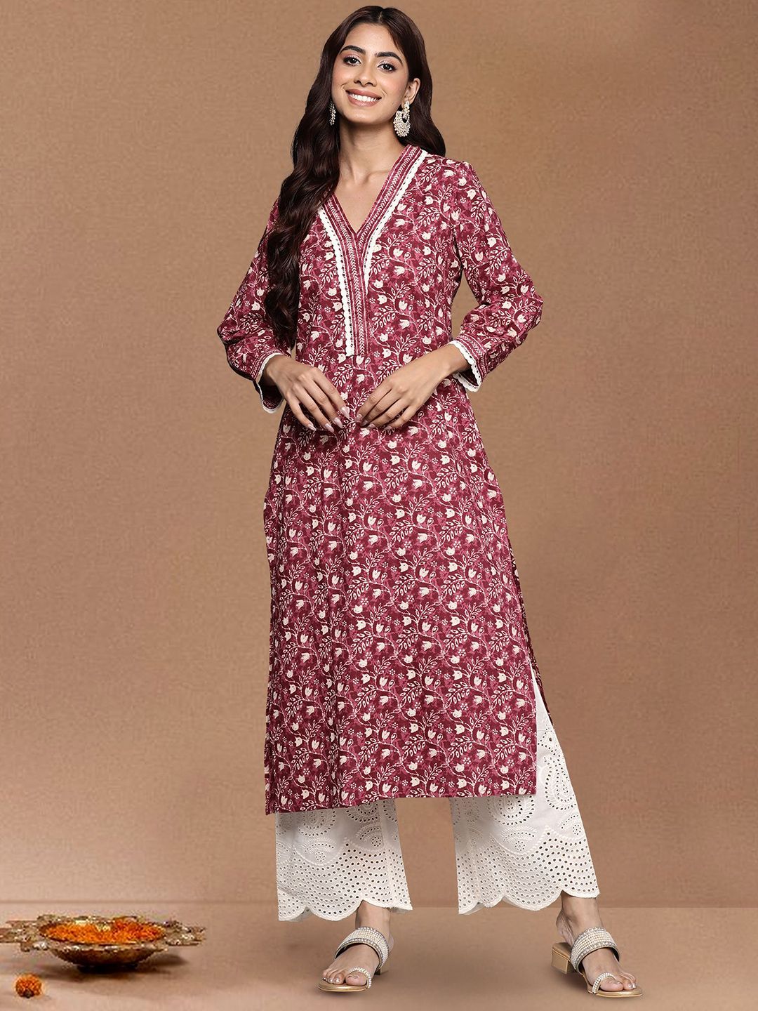 all about you Floral Printed V-Neck Pure Cotton Straight Kurta