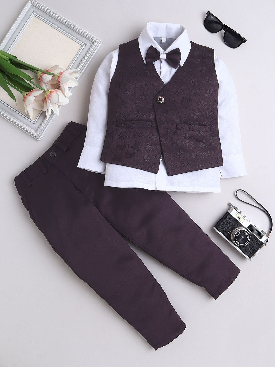 FOURFOLDS Boys Jacquard 3 Piece Suit Set With Bowtie