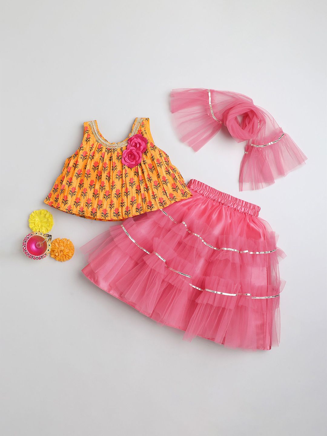 MANY FROCKS & Girls Embellished Ready to Wear Lehenga Blouse With Dupatta