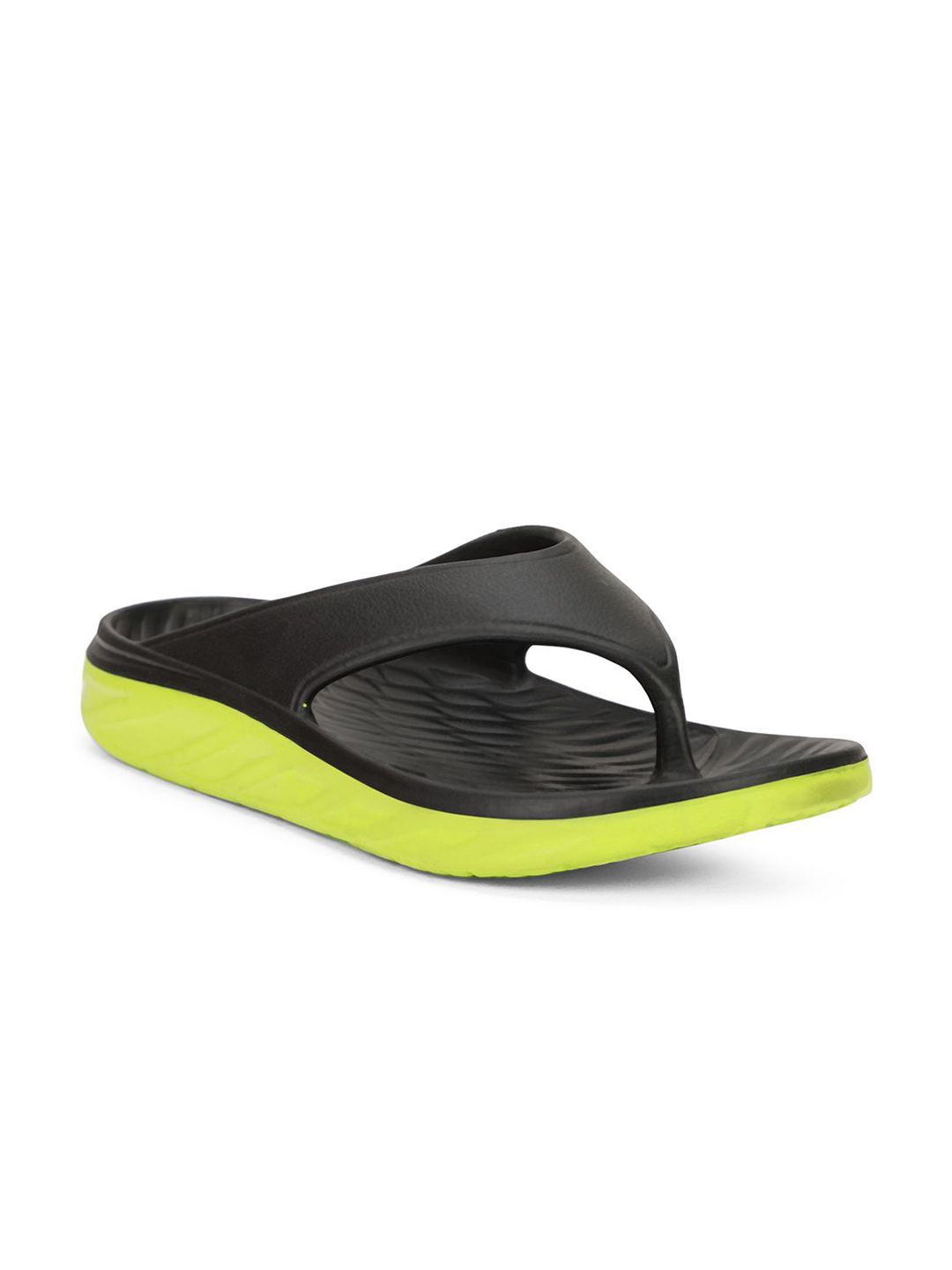Bata Men Lightweight and Comfortable Casual Thong Flip-Flops
