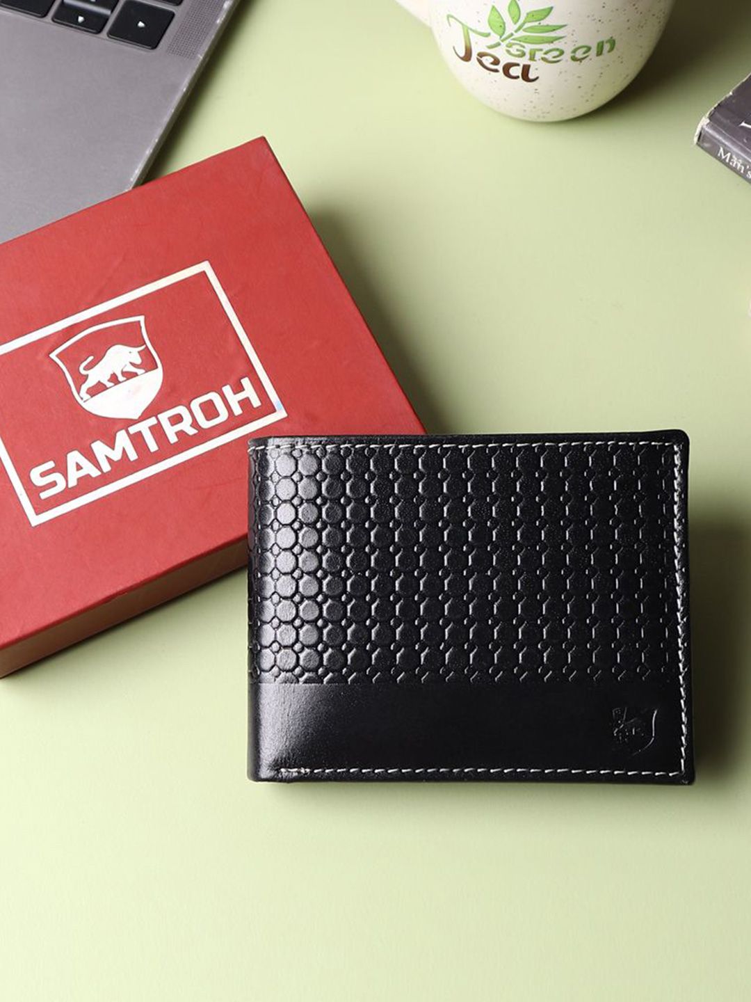 SAMTROH Men Leather Two Fold Wallet