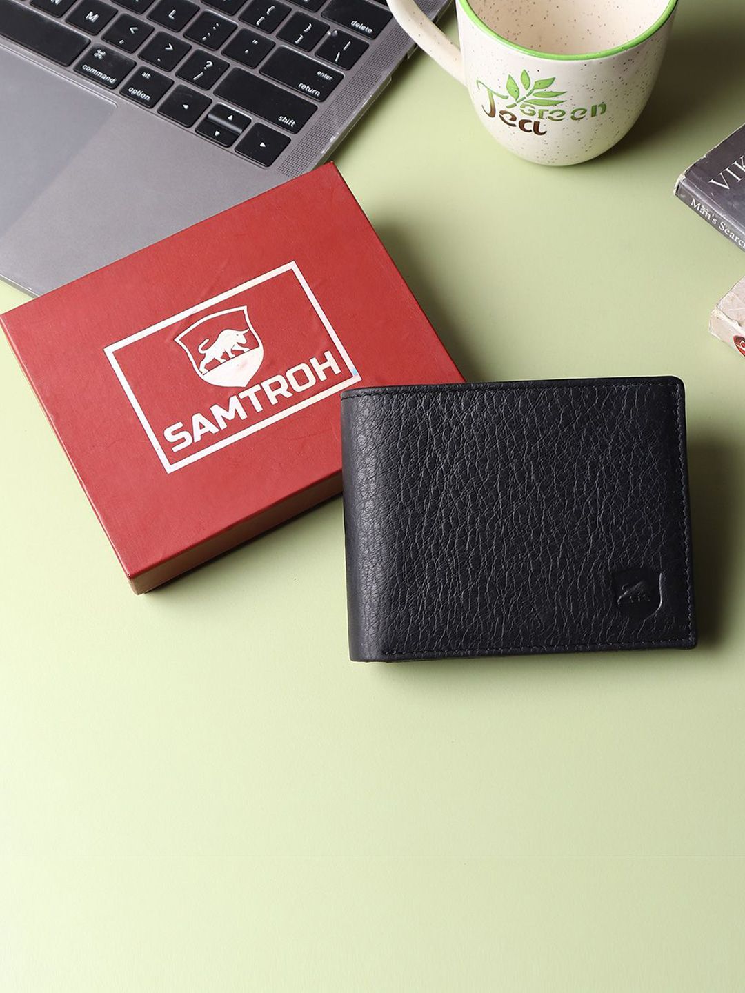 SAMTROH Men Textured Leather Two Fold Wallet