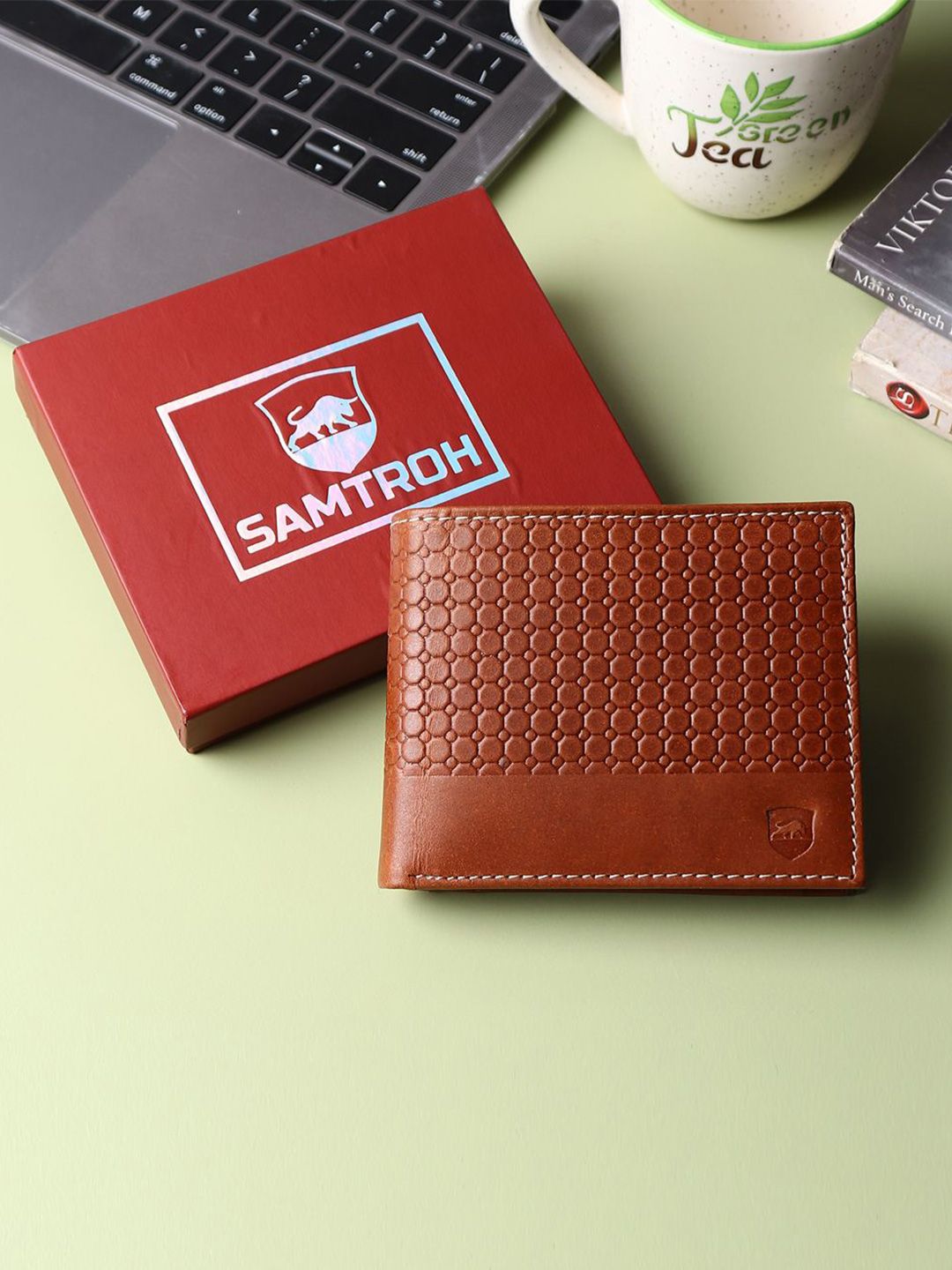 SAMTROH Men Leather RFID Protected Two Fold Wallet