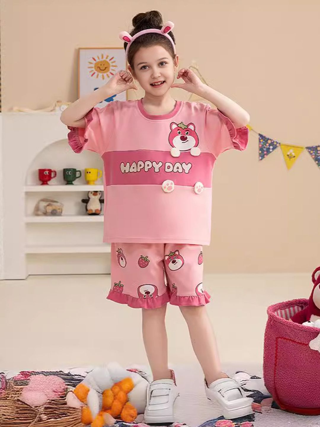 INCLUD Girls Printed Night suit