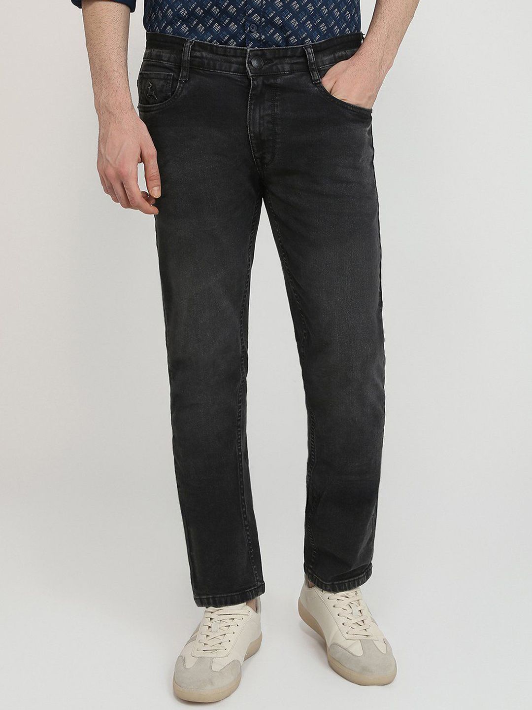Parx Men Tapered Fit Mid-Rise Light Fade Cotton Jeans