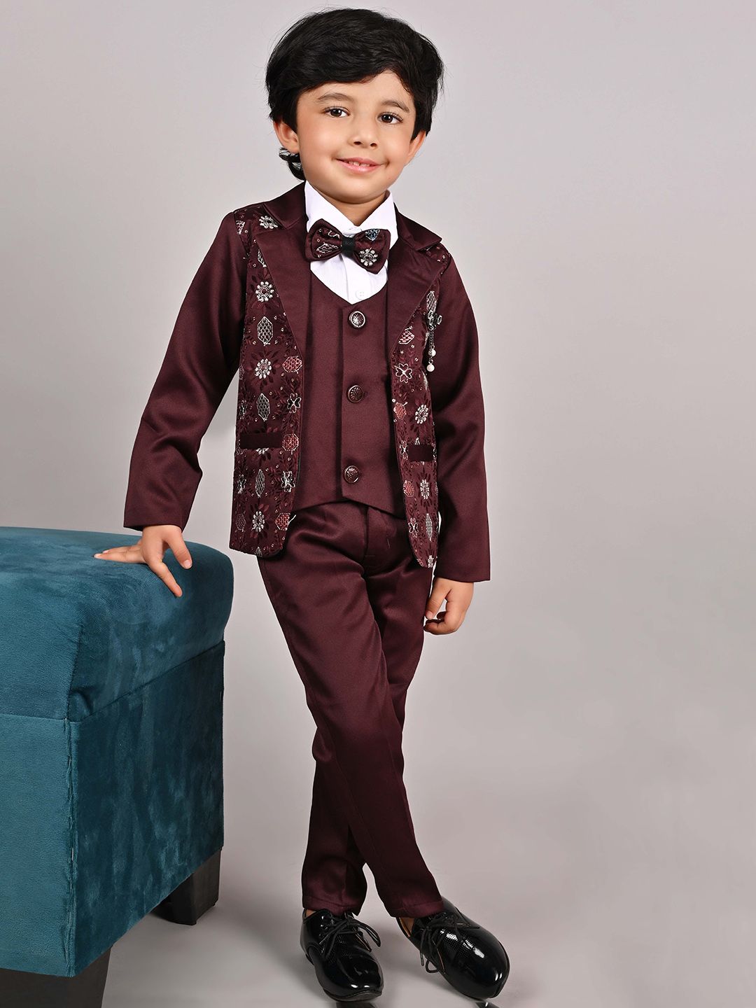BAESD Boys Set Of 3 Embroidered Suit Set With Bow