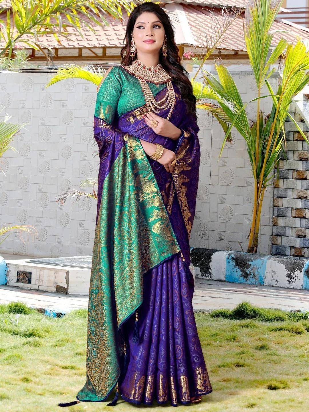 AKSH FASHION Blue Silk Blend  Sarees