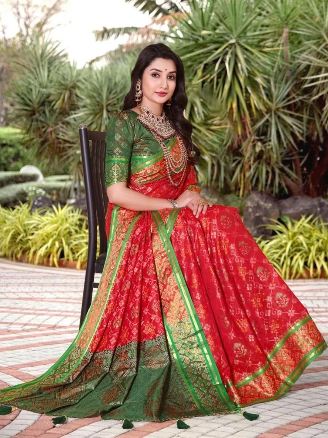 AKSH FASHION Red Silk Blend  Sarees