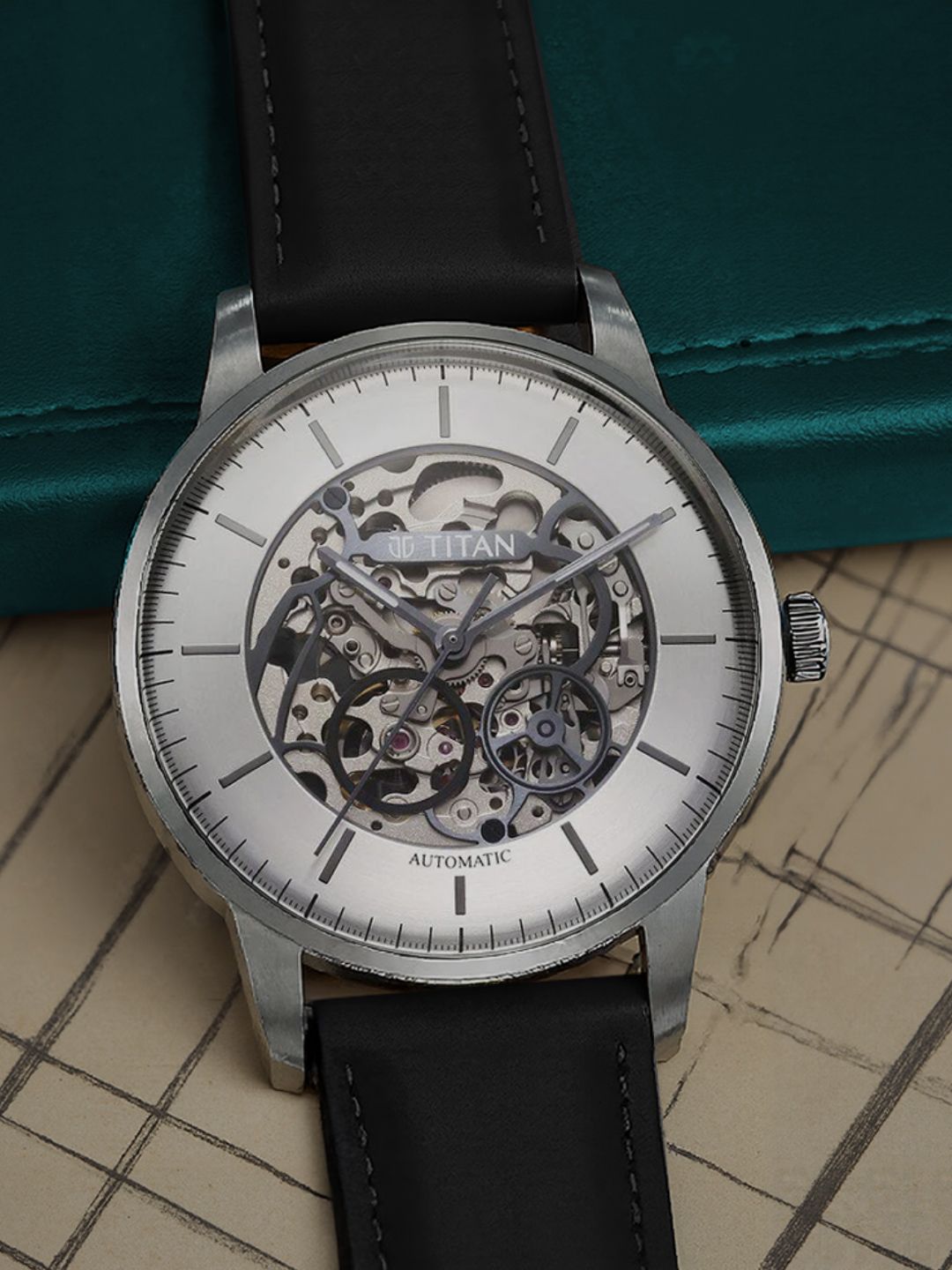 Men Leather Straps Automatic Motion Watch Titan Men Skeleton Dial & Leather Straps Analogue Automatic Motion Powered Watch 90110QL02