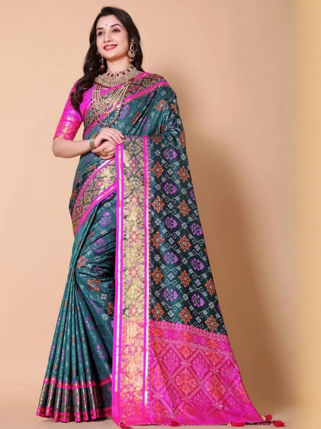 AKSH FASHION Blue Silk Blend  Sarees