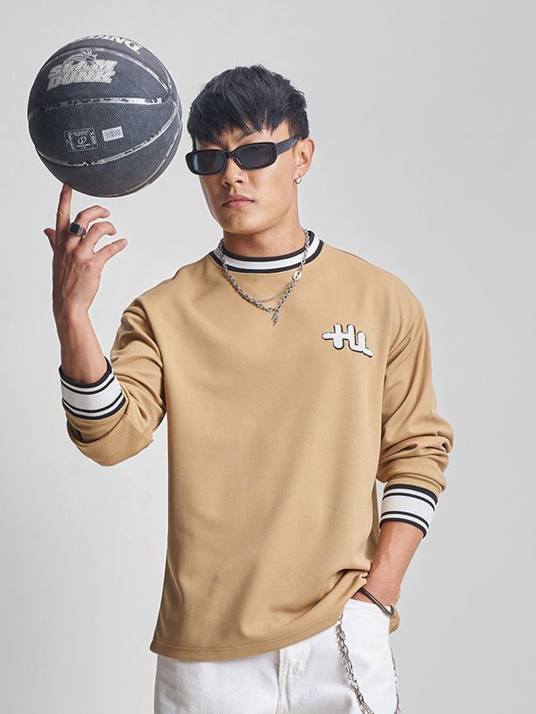 HIGHLANDER Drop-Shoulder Sleeves Relaxed Fit T-shirt