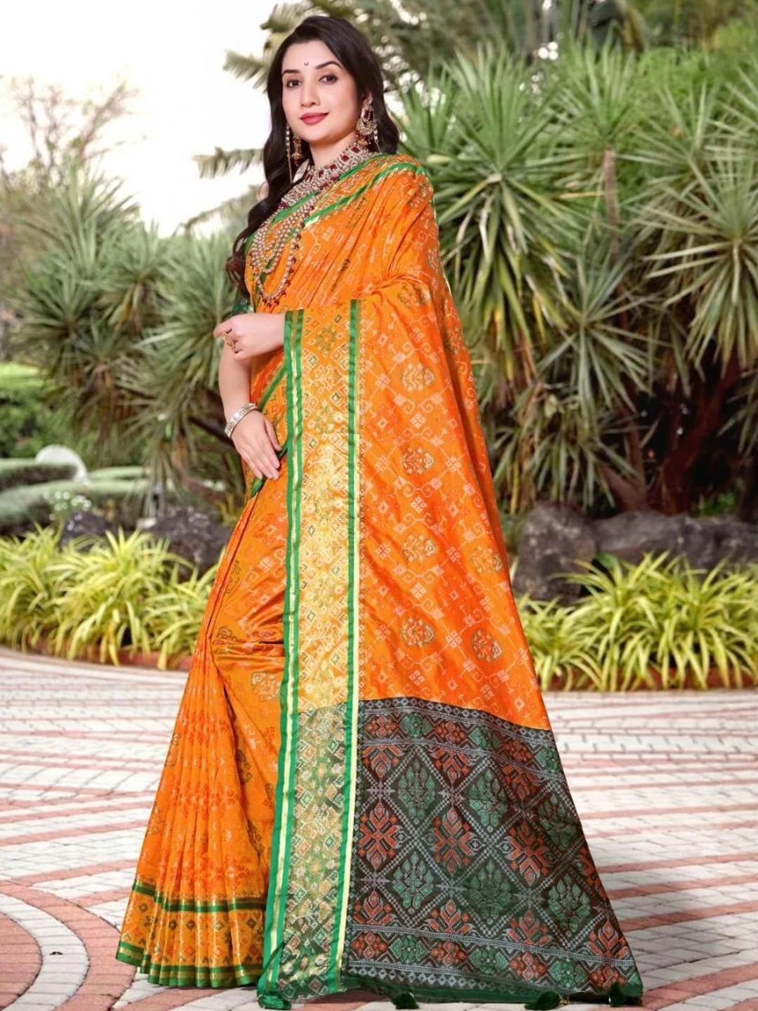AKSH FASHION Yellow Silk Blend  Sarees