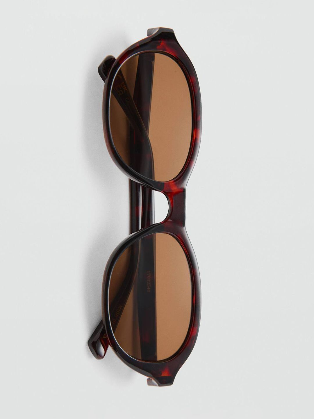 Round Sunglasses with UV Protected Lens - 17032540