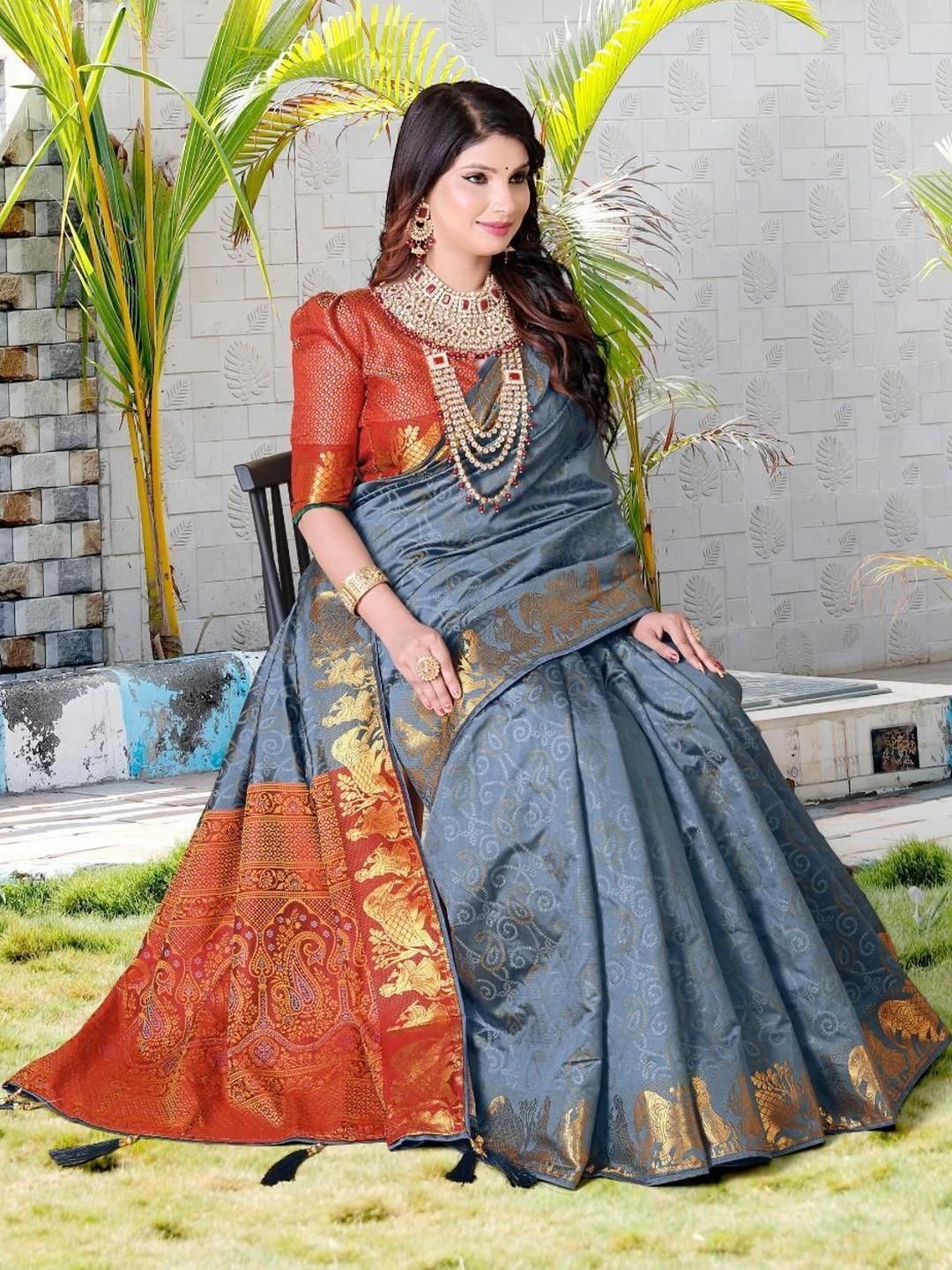 AKSH FASHION Grey Silk Blend  Sarees