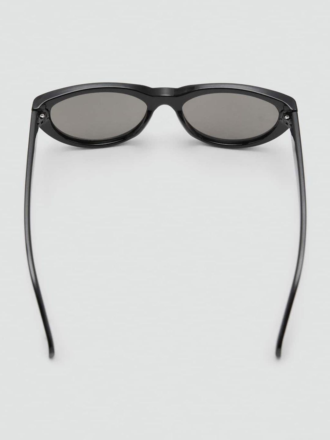 Round Sunglasses with UV Protected Lens - 17012544