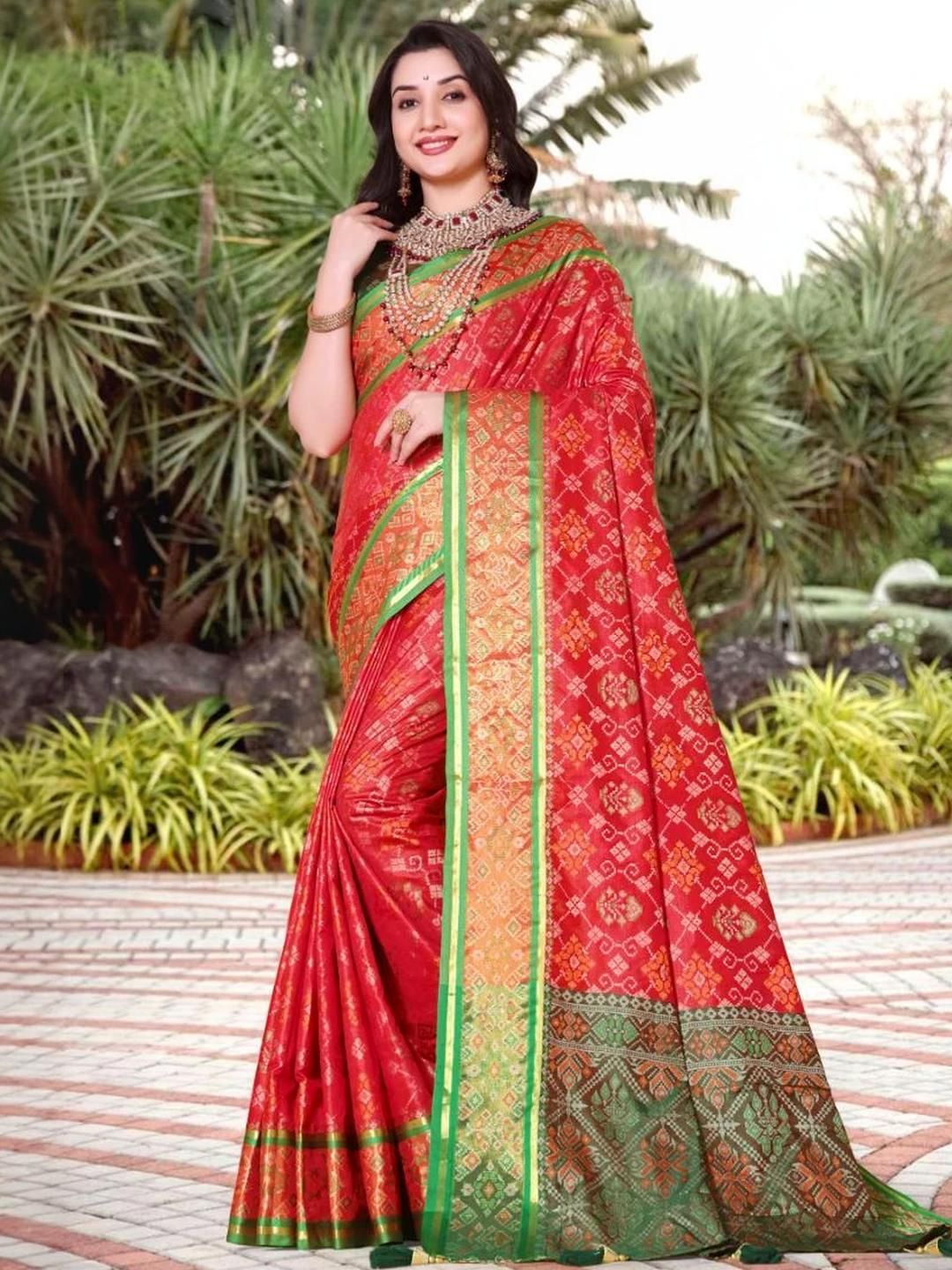 AKSH FASHION Red Silk Blend  Sarees