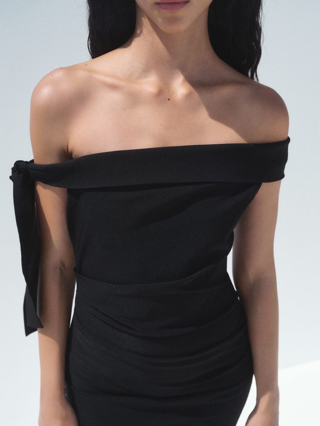 Off-Shoulder Sheath Midi Dress