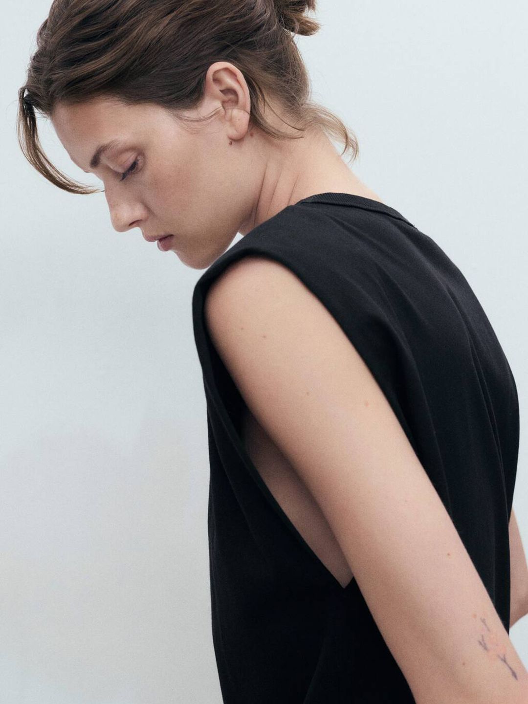 Extended Sleeves Pure Cotton Sleeveless T-shirt