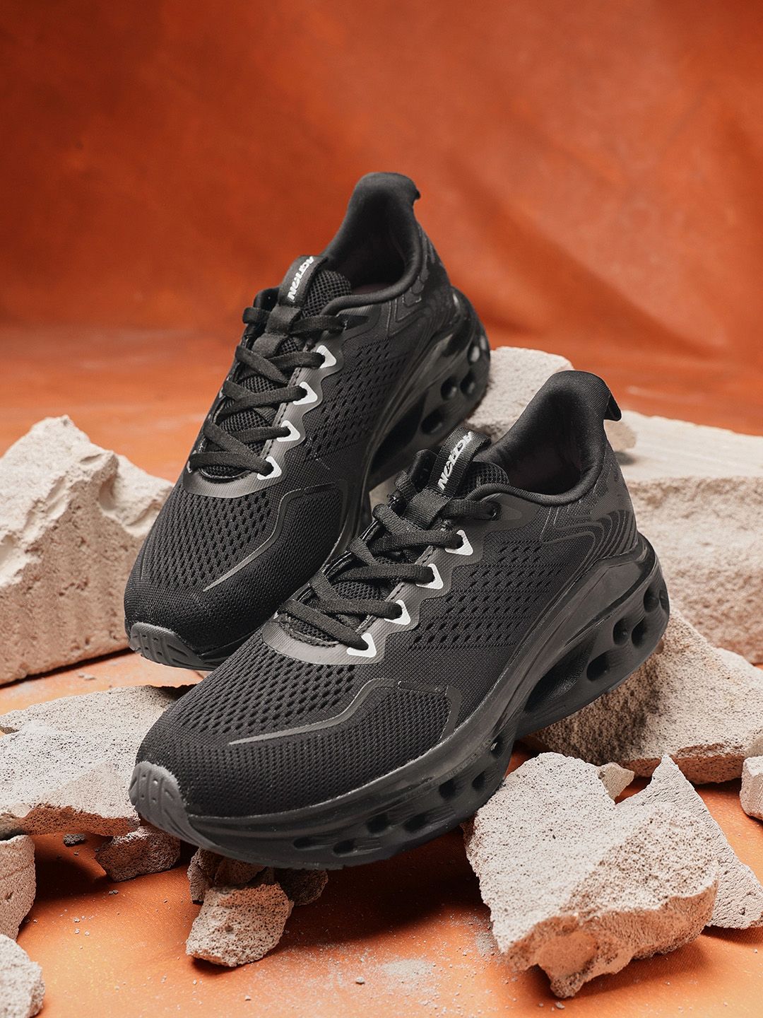 Action Men Mesh Running Non-Marking Shoes