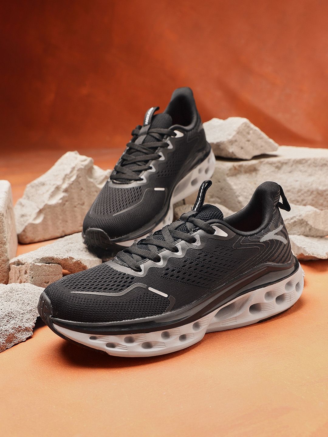 Action Men Mesh Running Non-Marking Shoes