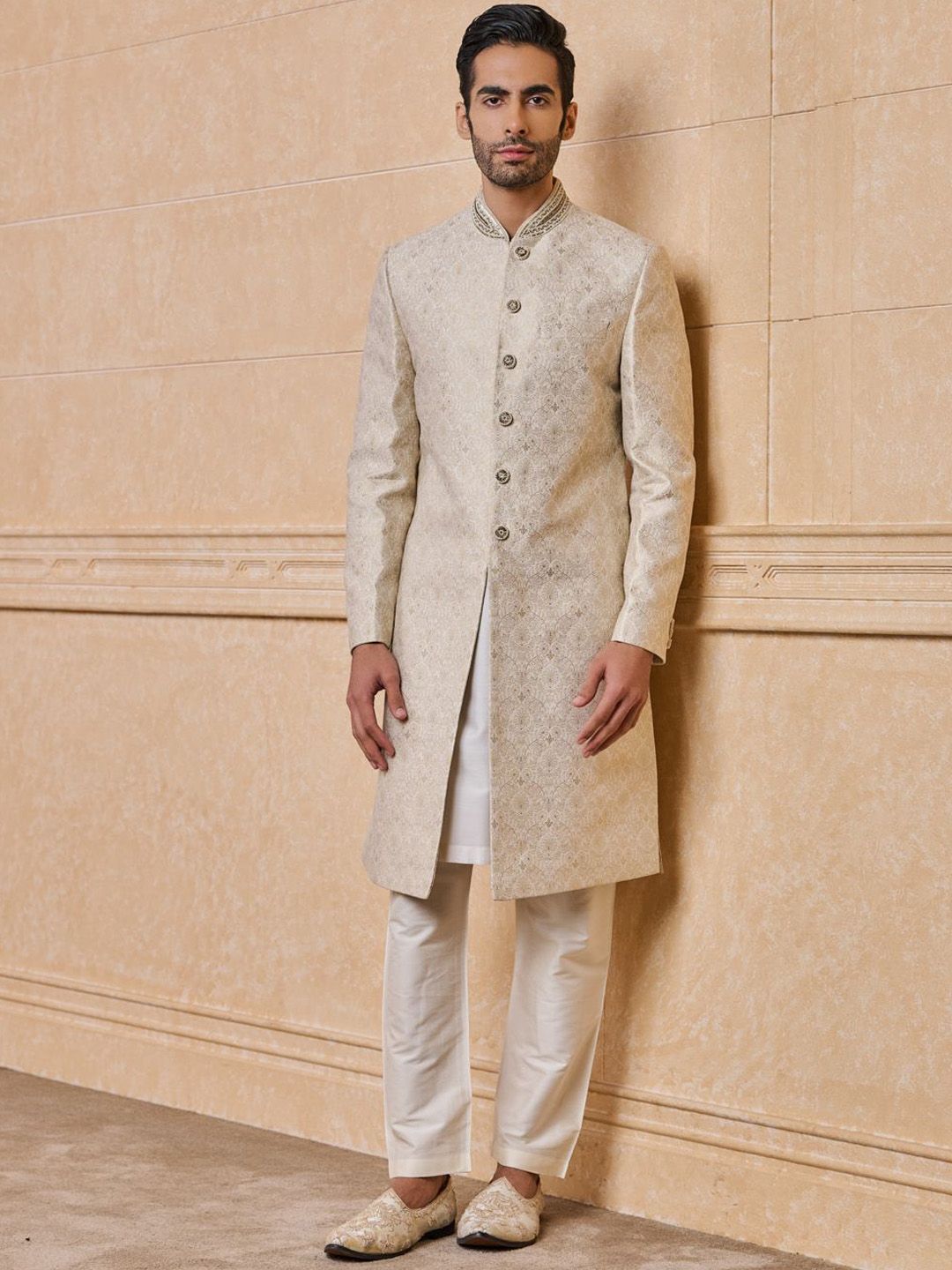 Tasva Embroidered Brocade Mandarin Collar Neck Sherwani Set
