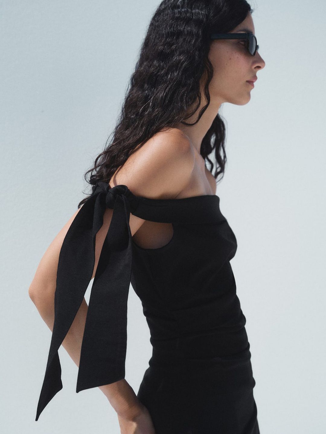 Off-Shoulder Sheath Midi Dress