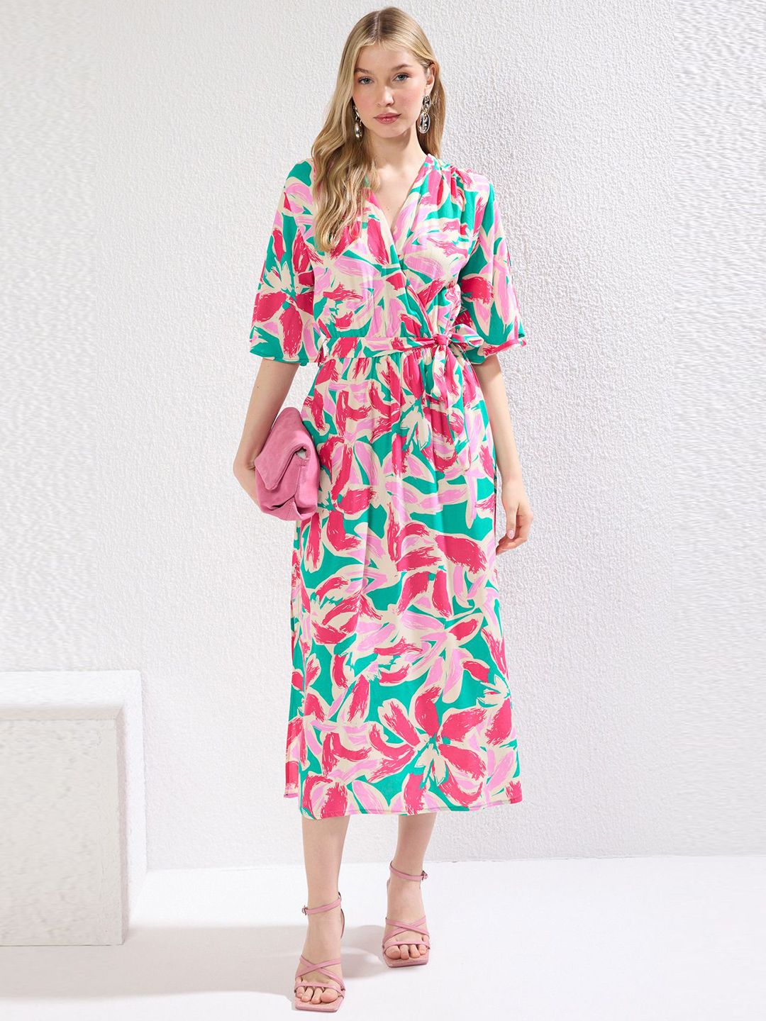 Trendyol Women Floral Printed A-Line Midi Dress
