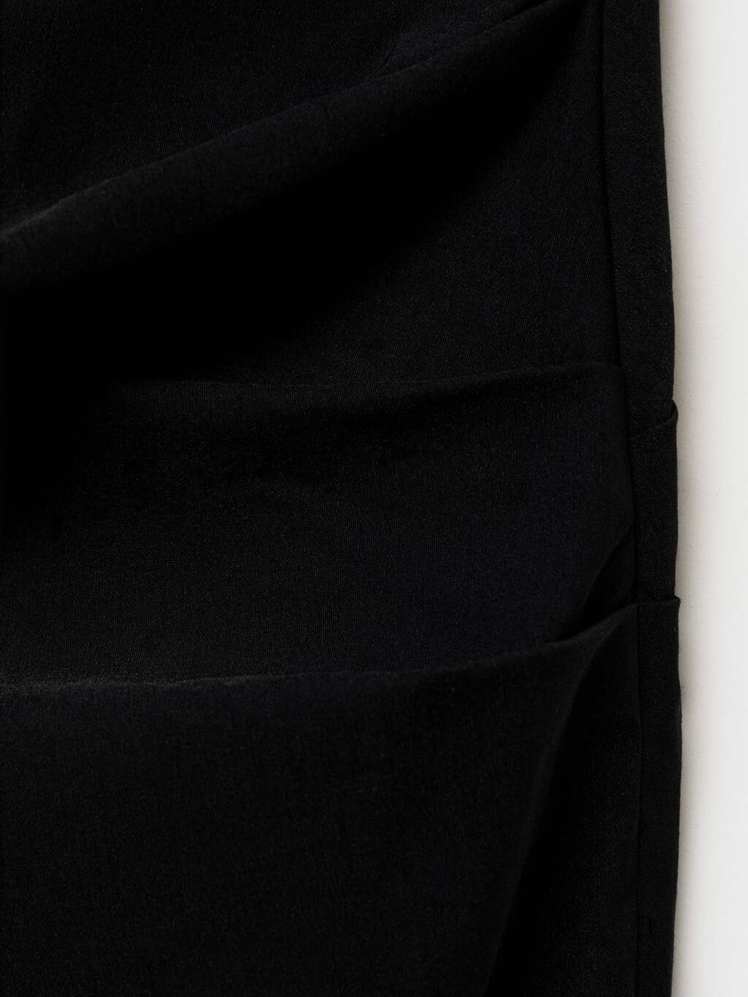 Off-Shoulder Sheath Midi Dress