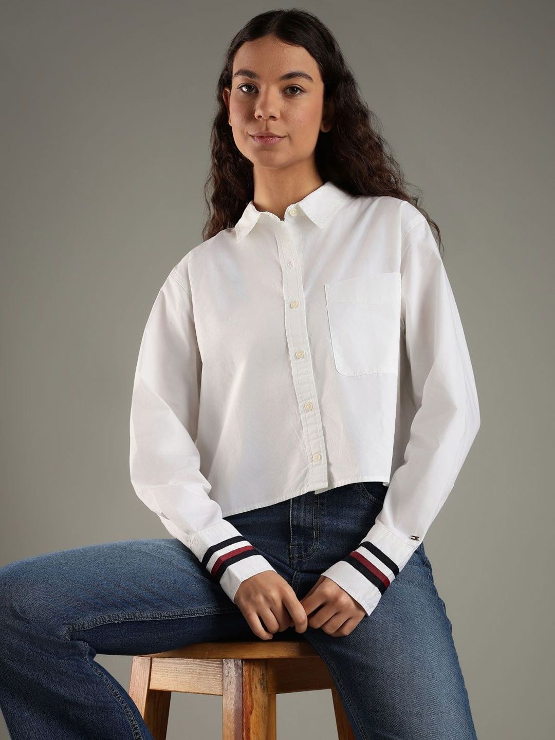 Tommy Hilfiger Tommy Hilfiger Women Oversized Fit Solid Spread Collar Casual Shirt