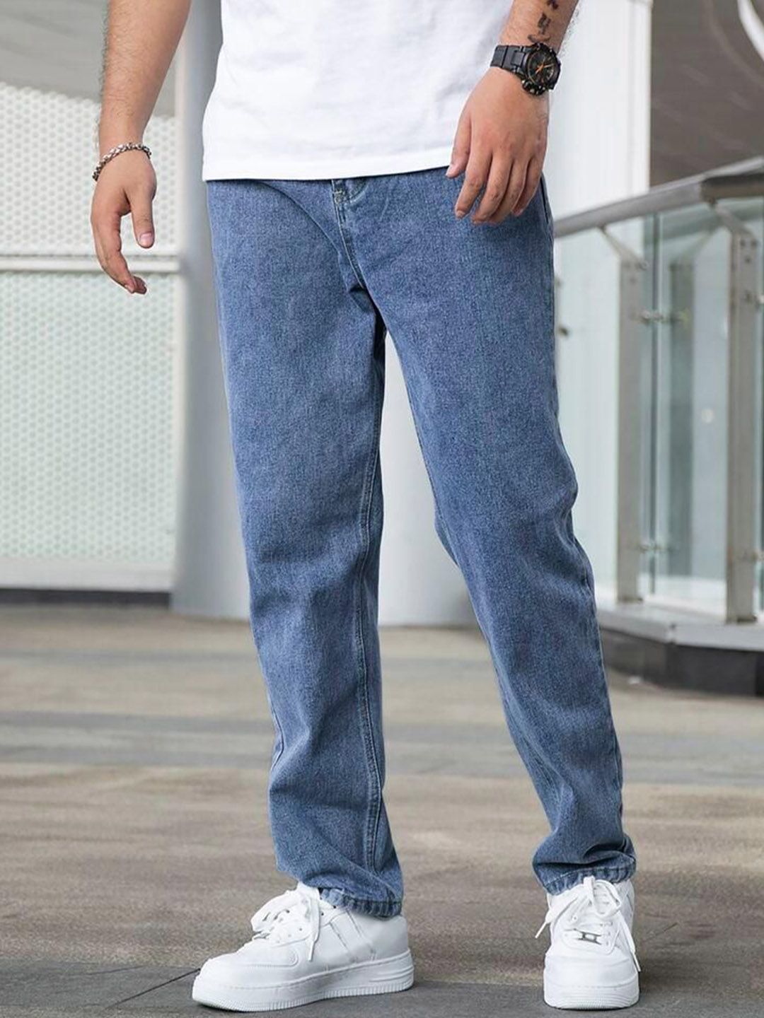 me Queen Men Straight Fit Mid-Rise Low Distress Light Fade Jeans