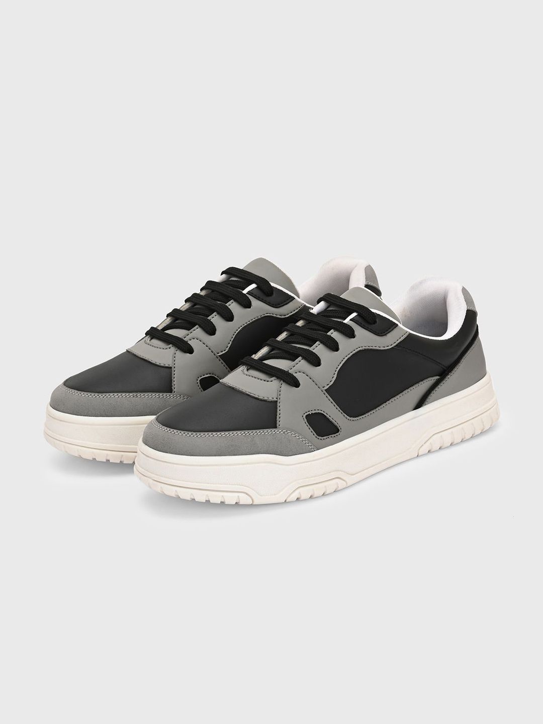 The Roadster Lifestyle Co. Women Colourblocked Casual Sneakers