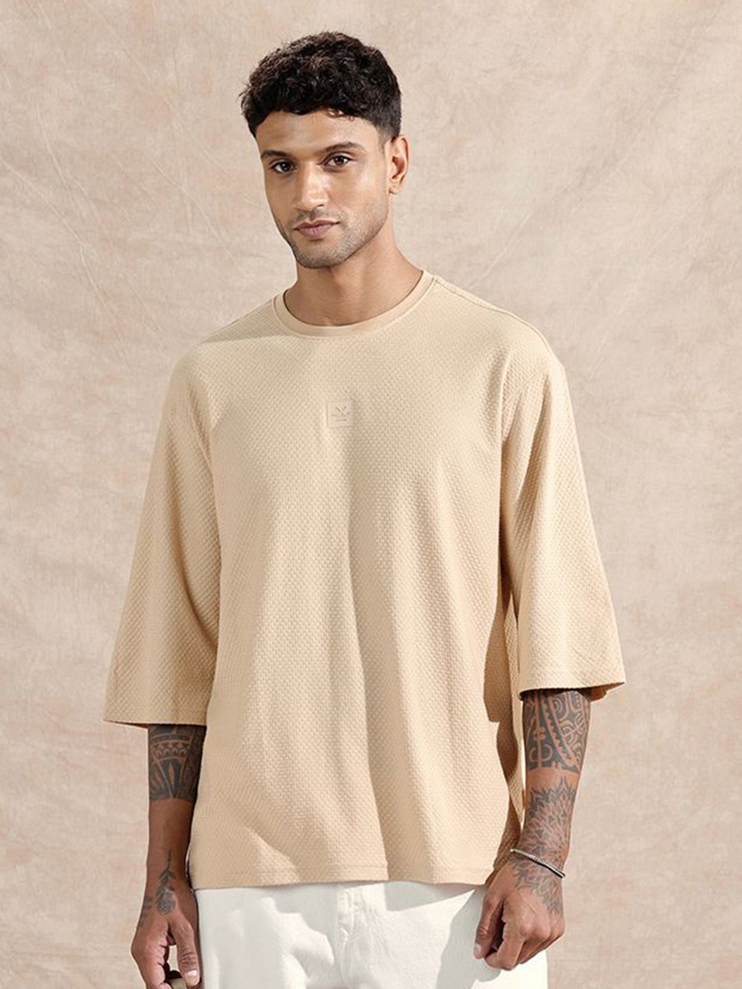 WROGN Pure Cotton Drop-Shoulder Sleeves Round Neck Oversized T-shirt