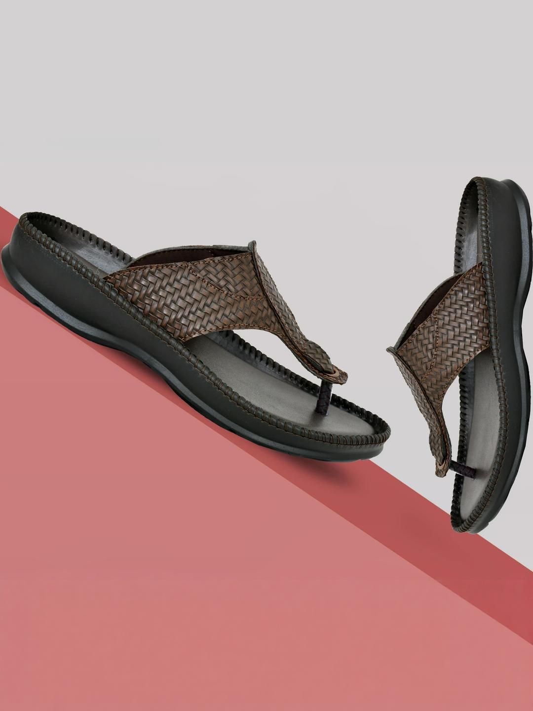 Bizazo Men Black Flip Flops