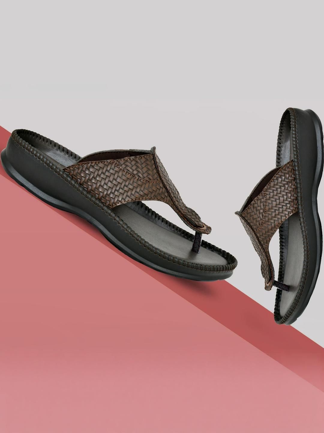 Bizazo Men Black Flip Flops