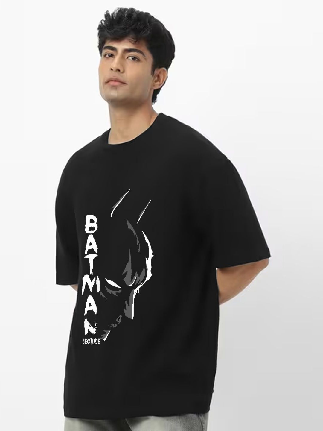 Leotude Graphic Printed Drop-Shoulder Sleeves Oversized T-shirt