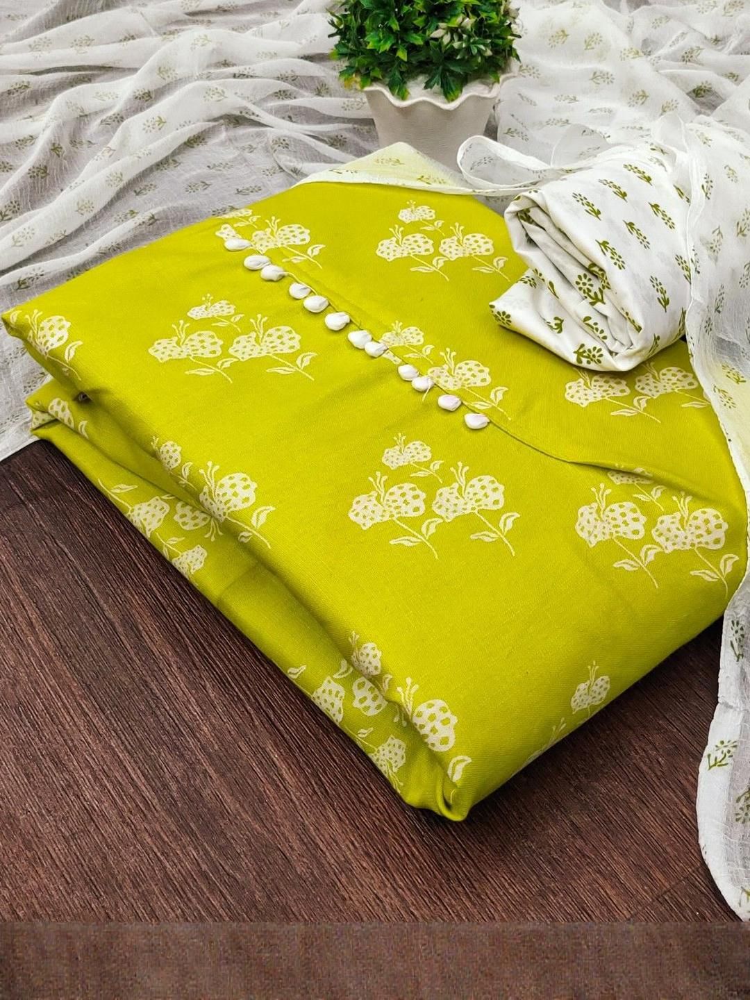 KALINI Printed Unstitched Dress Material