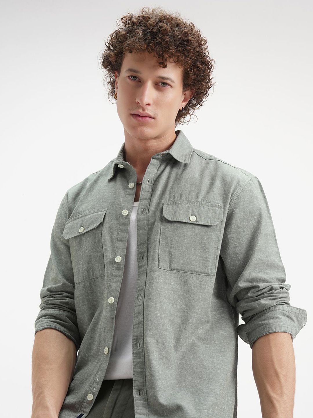 HIGHLANDER Men Relaxed Fit Textured Spread Collar Casual Shirt