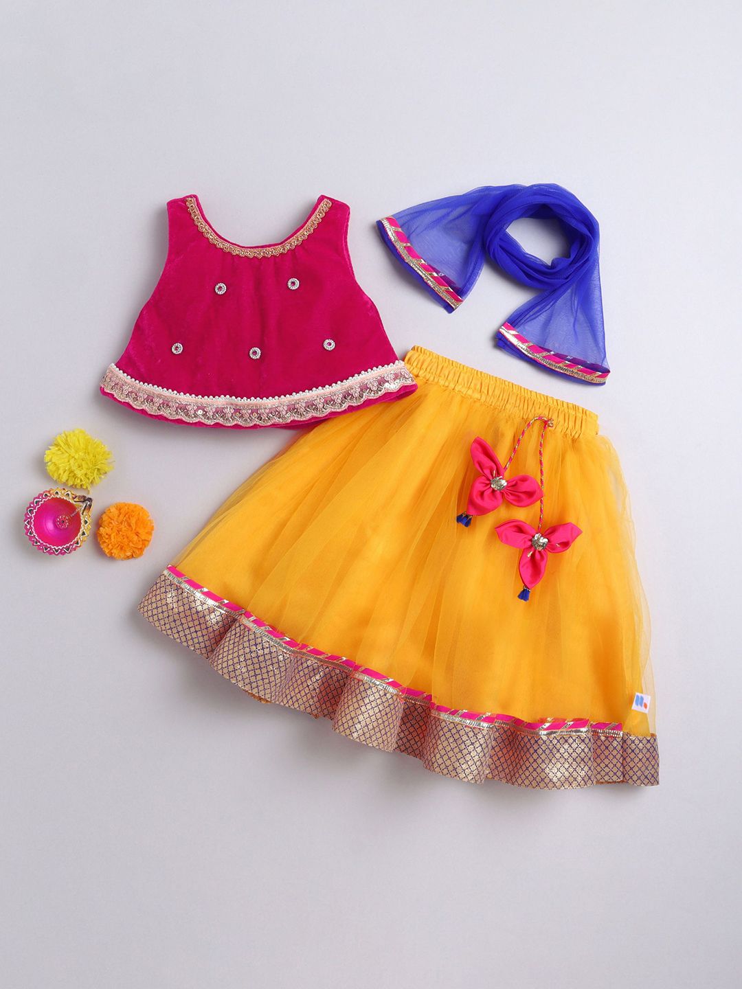 MANY FROCKS & Girls Embroidered Ready to Wear Lehenga Blouse With Dupatta