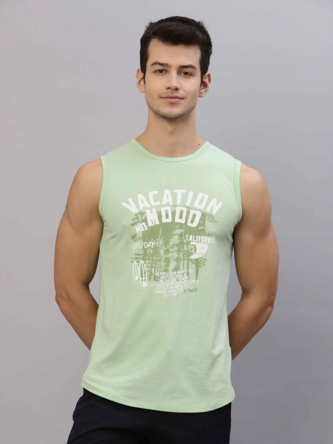 Metronaut Men Typography Printed Round Neck Cotton T-shirt