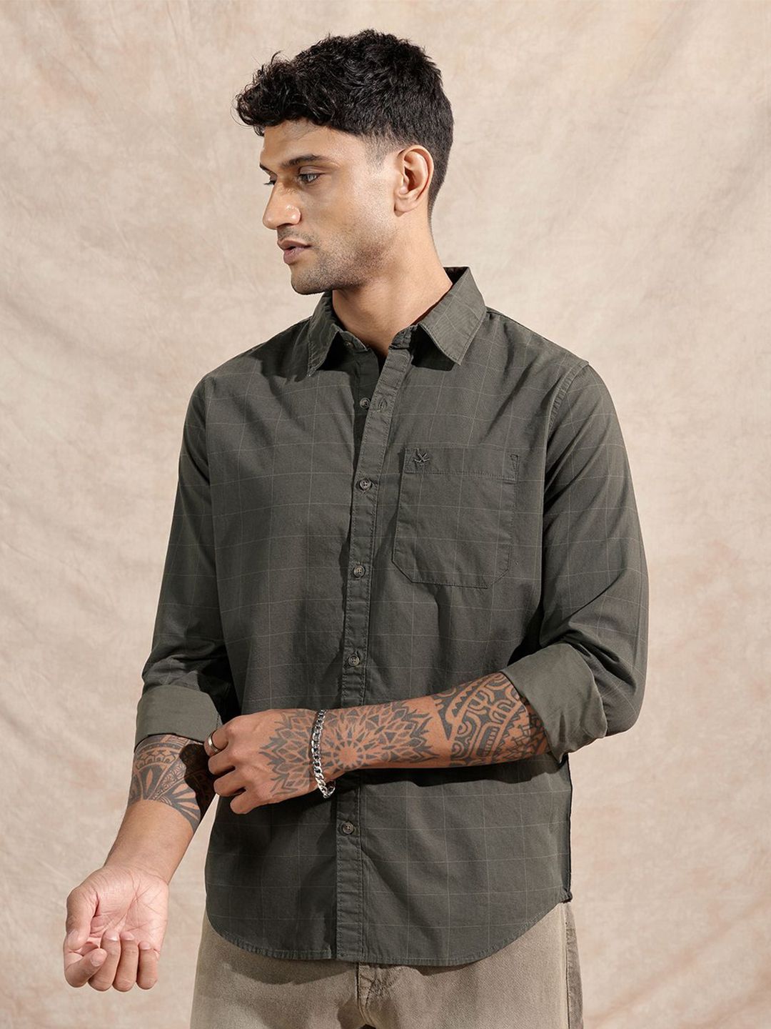 WROGN Men Comfort Fit Checked Spread Collar Pure Cotton Casual Shirt