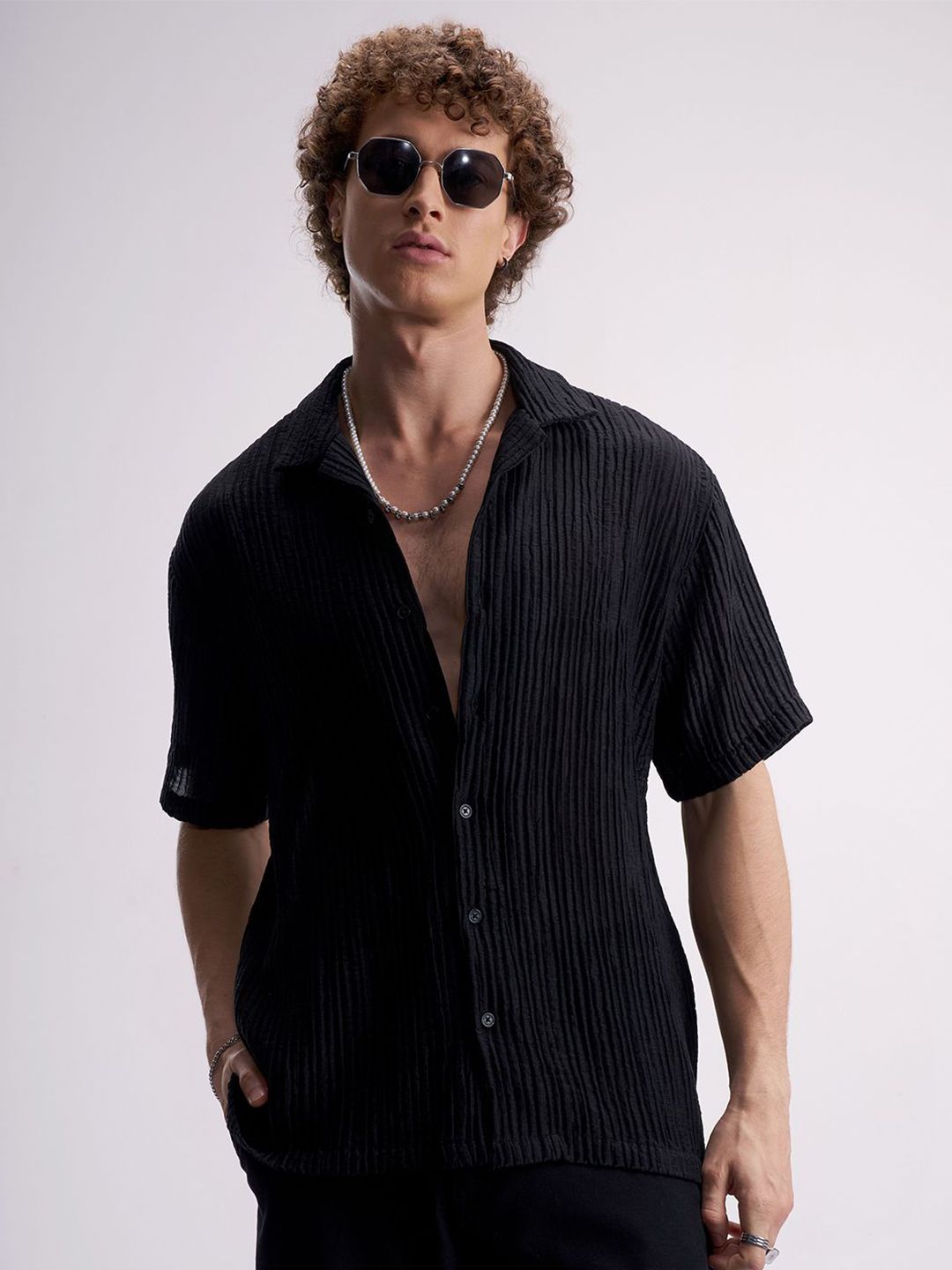 HIGHLANDER Men Relaxed Fit Textured Cuban Collar Casual Shirt