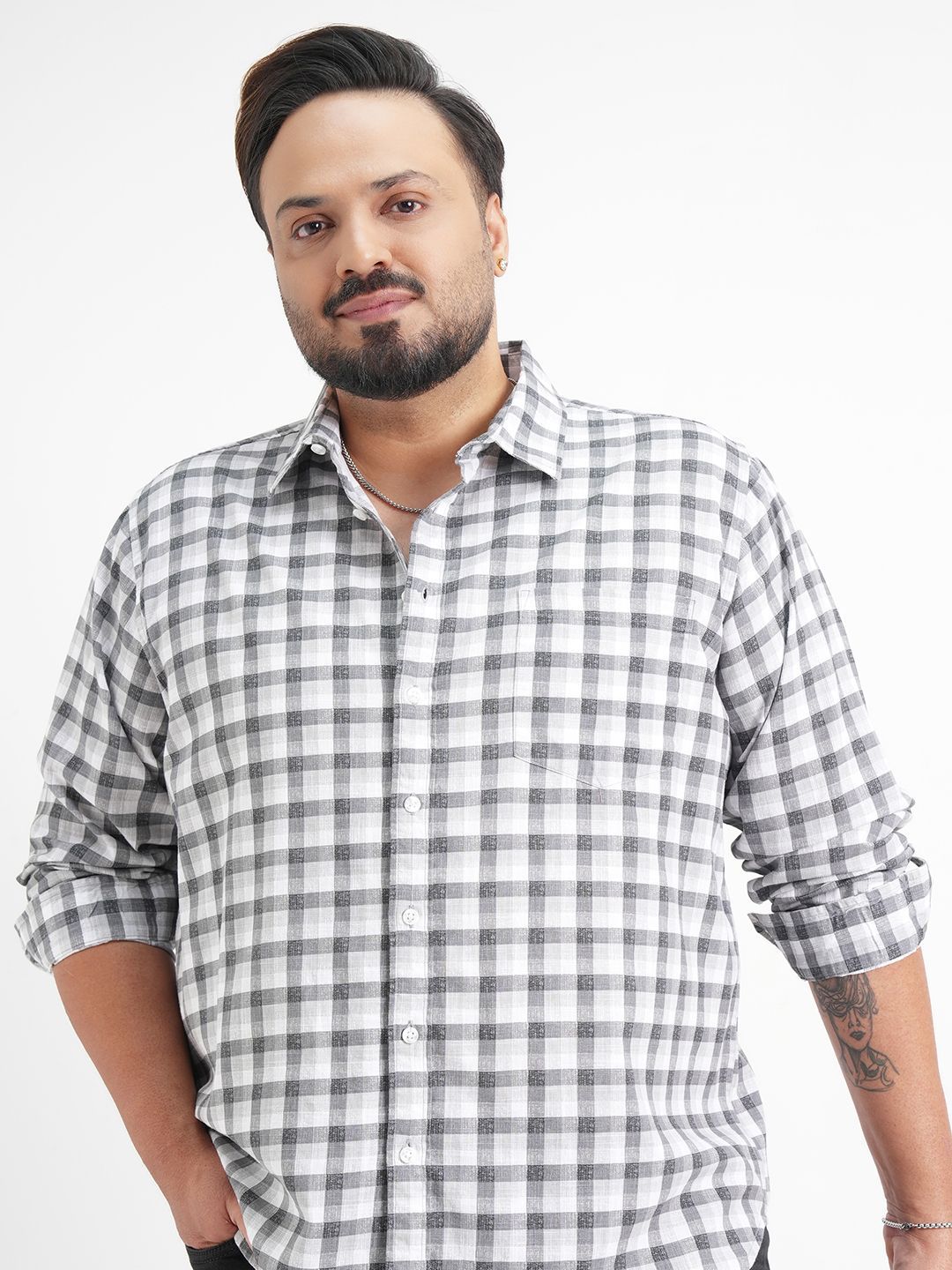 HIGHLANDER Men Buffalo Checked Spread Collar Cotton Casual Shirt