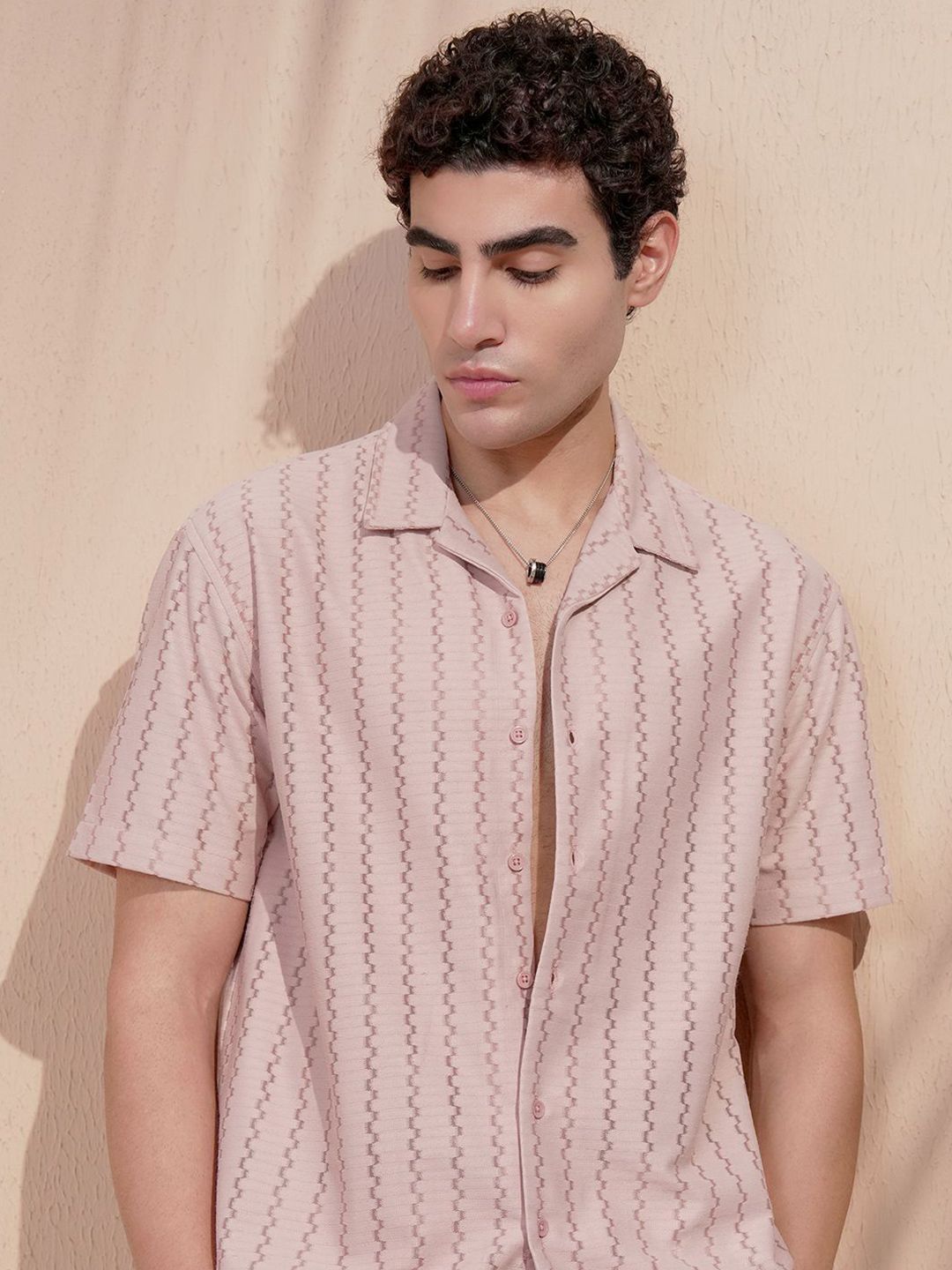 HIGHLANDER Abstract Printed Slim Fit Spread Collar Relaxed Fit Shirt